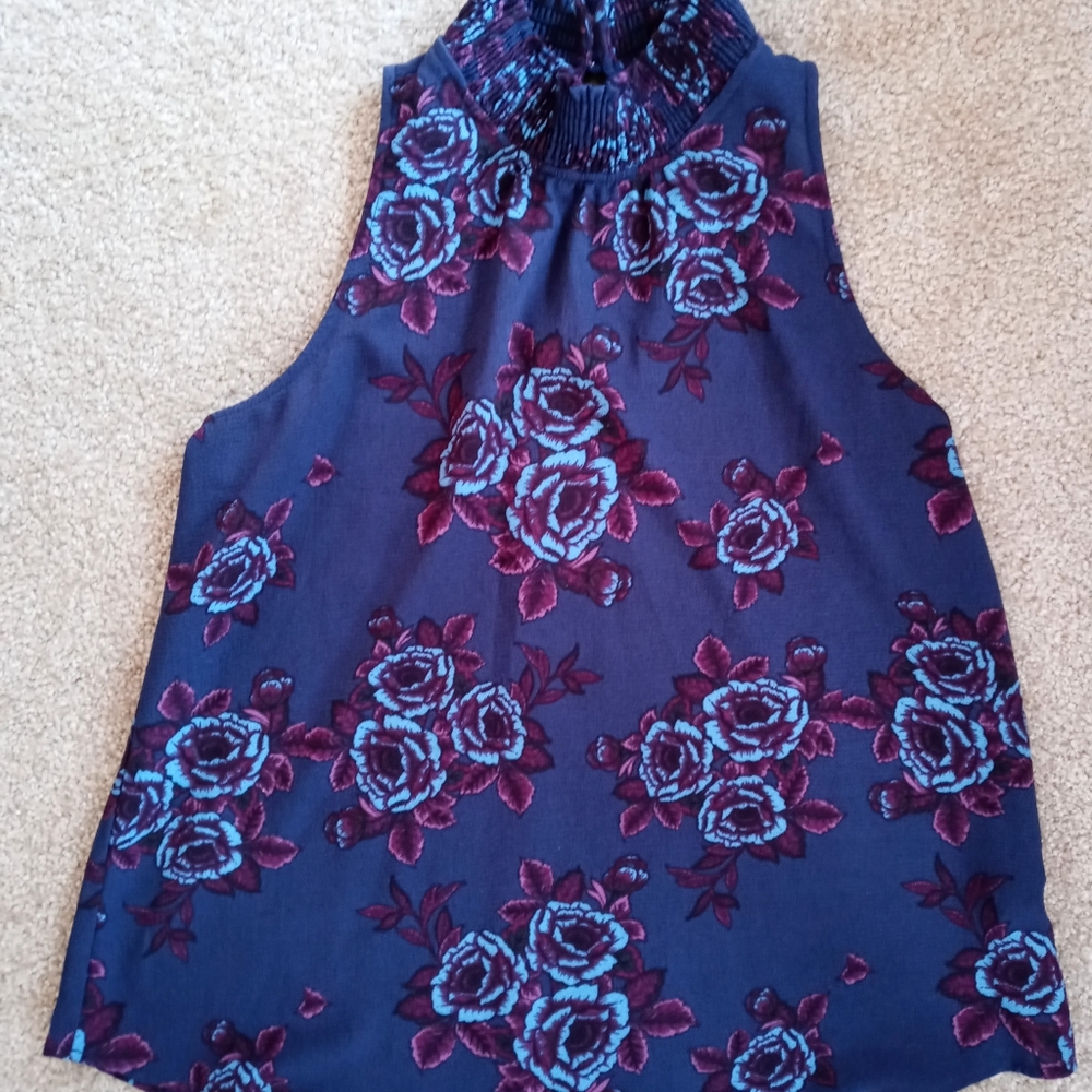 Veronica M Navy Floral Shell